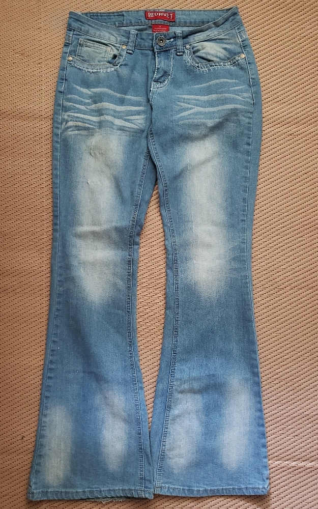 Red Rivet Jeans🚩